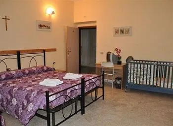 Casa D.secchiaroli - Casa Per Ferie Hotel 2*